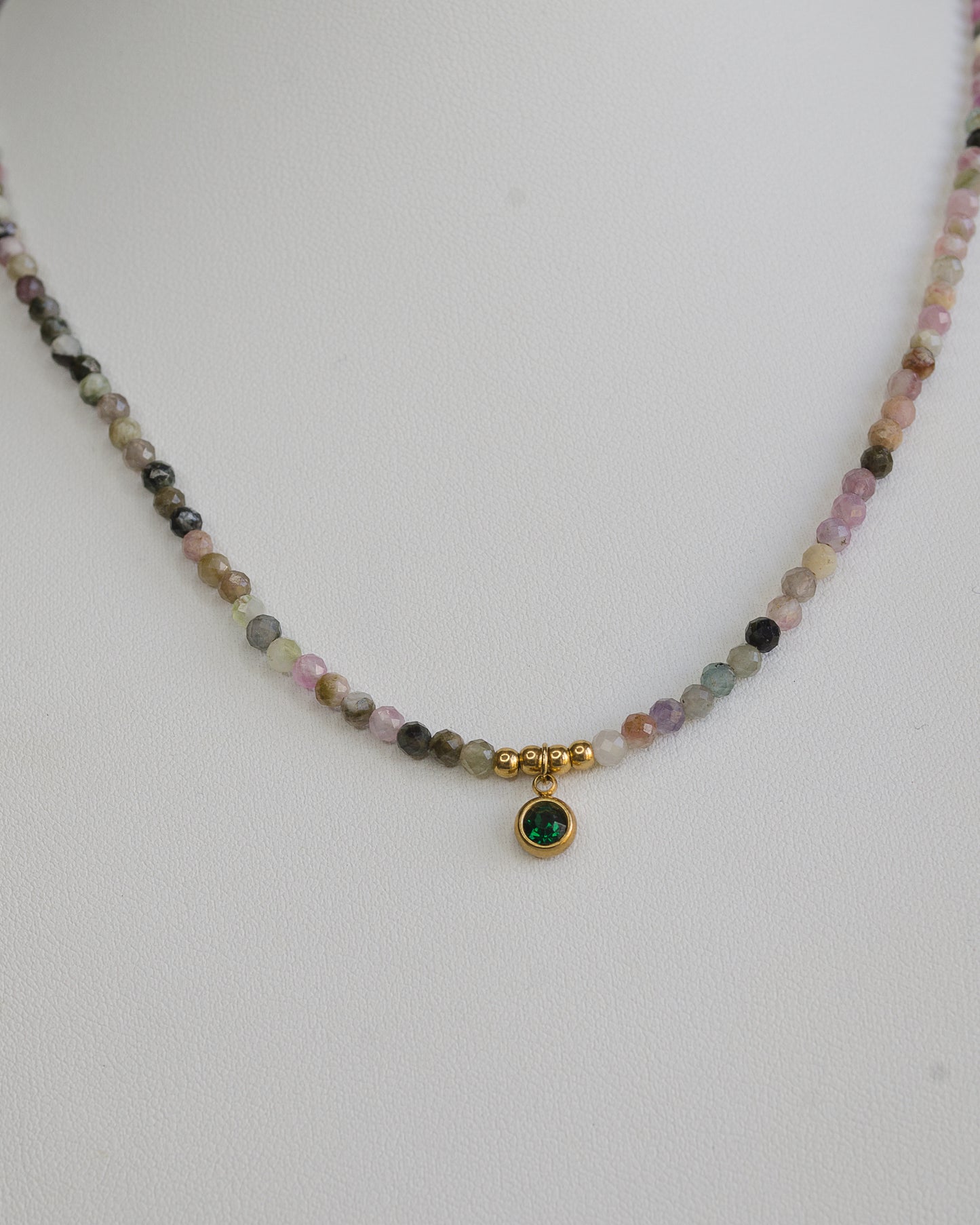 𝑪𝑶𝑳𝑳𝑨𝑵𝑨 𝑻𝑶𝑹𝑴𝑨𝑳𝑰𝑵𝑨 𝑴𝑼𝑳𝑻𝑰𝑪𝑶𝑳𝑶𝑹