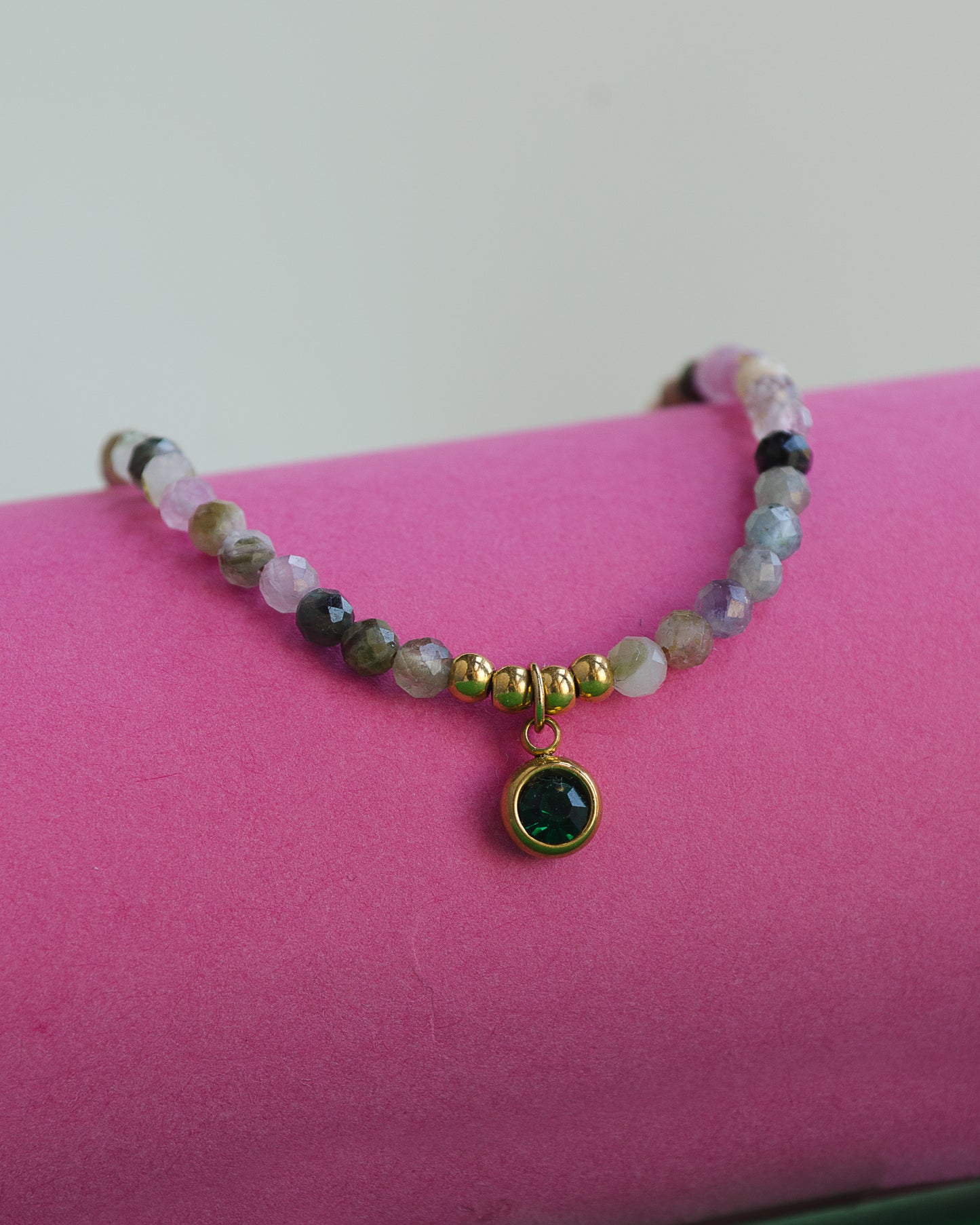 𝑪𝑶𝑳𝑳𝑨𝑵𝑨 𝑻𝑶𝑹𝑴𝑨𝑳𝑰𝑵𝑨 𝑴𝑼𝑳𝑻𝑰𝑪𝑶𝑳𝑶𝑹